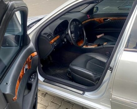 Мерседес Е-Клас, об'ємом двигуна 2.7 л та пробігом 350 тис. км за 7700 $, фото 2 на Automoto.ua