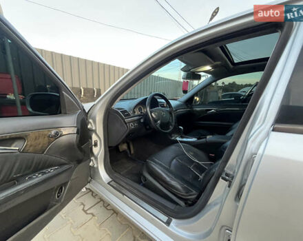 Мерседес Е-Класс, объемом двигателя 2.7 л и пробегом 350 тыс. км за 5700 $, фото 3 на Automoto.ua