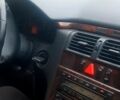Мерседес Е-Класс, объемом двигателя 2.2 л и пробегом 300 тыс. км за 1300 $, фото 1 на Automoto.ua