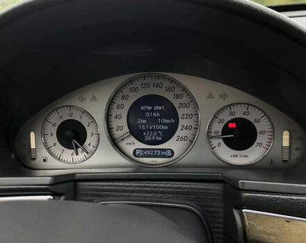 Мерседес Е-Класс, объемом двигателя 3.2 л и пробегом 250 тыс. км за 6900 $, фото 18 на Automoto.ua