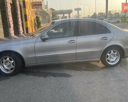 Мерседес Е-Класс, объемом двигателя 2.2 л и пробегом 345 тыс. км за 8000 $, фото 11 на Automoto.ua