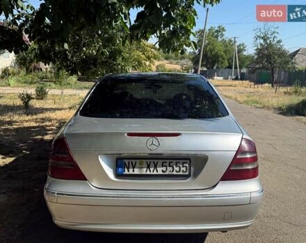 Мерседес Е-Класс, объемом двигателя 2.7 л и пробегом 395 тыс. км за 3235 $, фото 2 на Automoto.ua