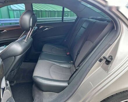 Мерседес Е-Класс, объемом двигателя 0 л и пробегом 382 тыс. км за 8890 $, фото 8 на Automoto.ua