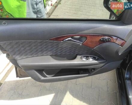 Мерседес Е-Класс, объемом двигателя 0 л и пробегом 330 тыс. км за 8200 $, фото 38 на Automoto.ua