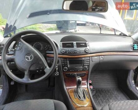 Мерседес Е-Класс, объемом двигателя 0 л и пробегом 330 тыс. км за 8200 $, фото 43 на Automoto.ua