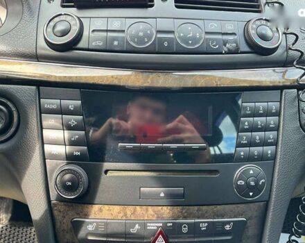 Мерседес Е-Класс, объемом двигателя 0 л и пробегом 330 тыс. км за 9000 $, фото 12 на Automoto.ua