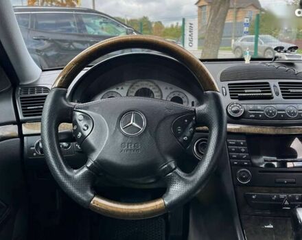 Мерседес Е-Класс, объемом двигателя 0 л и пробегом 330 тыс. км за 9000 $, фото 10 на Automoto.ua