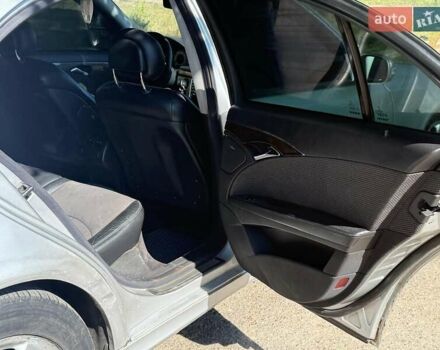 Мерседес Е-Класс, объемом двигателя 2.7 л и пробегом 395 тыс. км за 3235 $, фото 12 на Automoto.ua