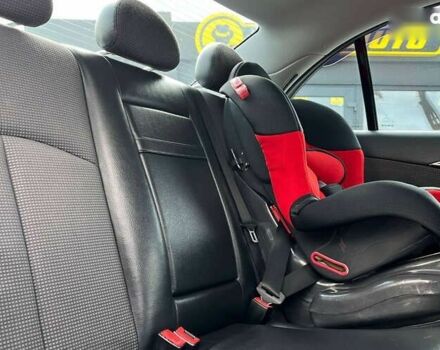 Мерседес Е-Класс, объемом двигателя 0 л и пробегом 330 тыс. км за 9000 $, фото 18 на Automoto.ua