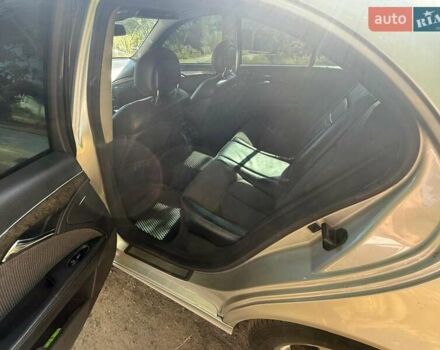 Мерседес Е-Класс, объемом двигателя 2.7 л и пробегом 395 тыс. км за 3235 $, фото 9 на Automoto.ua