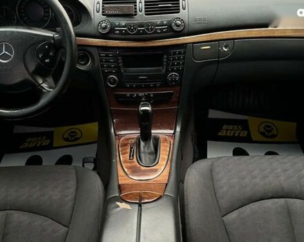 Мерседес Е-Класс, объемом двигателя 2.2 л и пробегом 372 тыс. км за 5900 $, фото 8 на Automoto.ua