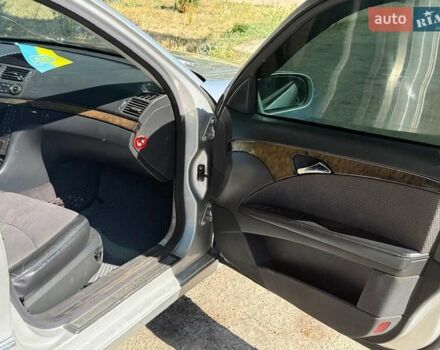 Мерседес Е-Класс, объемом двигателя 2.7 л и пробегом 395 тыс. км за 3235 $, фото 3 на Automoto.ua