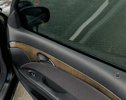 Мерседес Е-Клас, об'ємом двигуна 3.2 л та пробігом 328 тис. км за 7499 $, фото 16 на Automoto.ua