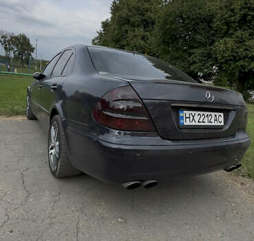 Мерседес Е-Класс 2004 в Хмельницком на Automoto.ua Мерседес Е-Класс, объемом двигателя 3.2 л и пробегом 360 тыс. км за 8499 $, фото 1 на Automoto.ua