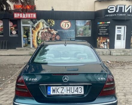 Мерседес Е-Класс, объемом двигателя 2.2 л и пробегом 321 тыс. км за 2450 $, фото 4 на Automoto.ua