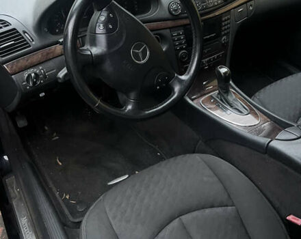 Мерседес Е-Класс, объемом двигателя 1.8 л и пробегом 158 тыс. км за 6500 $, фото 1 на Automoto.ua