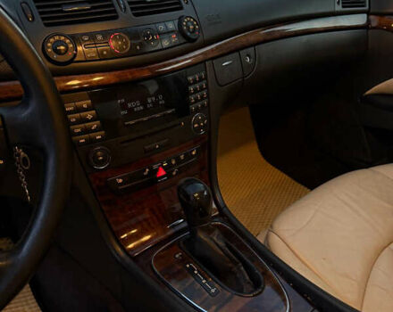 Мерседес Е-Клас, об'ємом двигуна 2.2 л та пробігом 388 тис. км за 4800 $, фото 16 на Automoto.ua