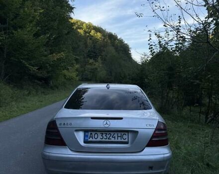 Мерседес Е-Клас 2005 у Хусте на Automoto.ua Мерседес Е-Клас, об'ємом двигуна 2.2 л та пробігом 437 тис. км за 4800 $, фото 4 на Automoto.ua