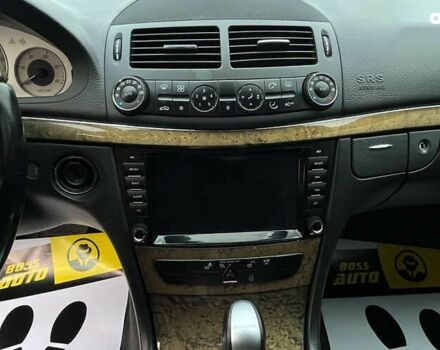 Мерседес Е-Клас, об'ємом двигуна 3.2 л та пробігом 275 тис. км за 8700 $, фото 13 на Automoto.ua