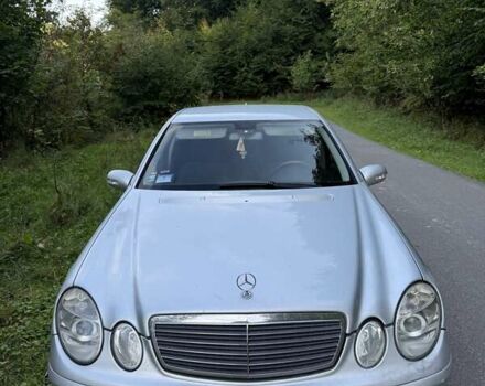 Мерседес Е-Клас 2005 у Хусте на Automoto.ua Мерседес Е-Клас, об'ємом двигуна 2.2 л та пробігом 437 тис. км за 4800 $, фото 1 на Automoto.ua