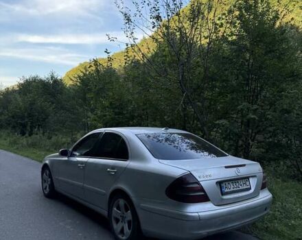 Мерседес Е-Клас 2005 у Хусте на Automoto.ua Мерседес Е-Клас, об'ємом двигуна 2.2 л та пробігом 437 тис. км за 4800 $, фото 3 на Automoto.ua