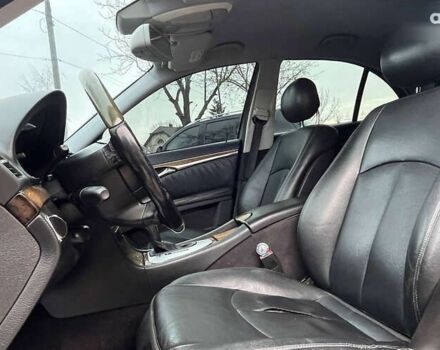 Мерседес Е-Клас, об'ємом двигуна 3.2 л та пробігом 275 тис. км за 8700 $, фото 9 на Automoto.ua