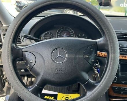 Мерседес Е-Клас, об'ємом двигуна 3 л та пробігом 287 тис. км за 8900 $, фото 9 на Automoto.ua