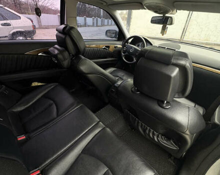 Мерседес Е-Класс, объемом двигателя 3 л и пробегом 370 тыс. км за 10800 $, фото 12 на Automoto.ua