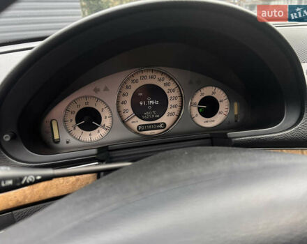 Мерседес Е-Класс, объемом двигателя 2.2 л и пробегом 212 тыс. км за 9300 $, фото 8 на Automoto.ua