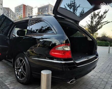 Мерседес Е-Класс, объемом двигателя 2.2 л и пробегом 256 тыс. км за 7990 $, фото 13 на Automoto.ua