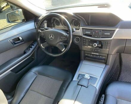 Мерседес Е-Клас, об'ємом двигуна 3 л та пробігом 232 тис. км за 10900 $, фото 9 на Automoto.ua