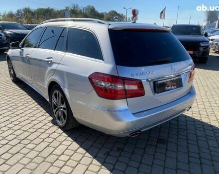 Мерседес Е-Клас, об'ємом двигуна 3 л та пробігом 232 тис. км за 10900 $, фото 4 на Automoto.ua