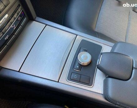 Мерседес Е-Клас, об'ємом двигуна 3 л та пробігом 232 тис. км за 10900 $, фото 17 на Automoto.ua