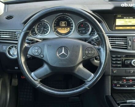 Мерседес Е-Класс, объемом двигателя 2.1 л и пробегом 293 тыс. км за 11500 $, фото 24 на Automoto.ua