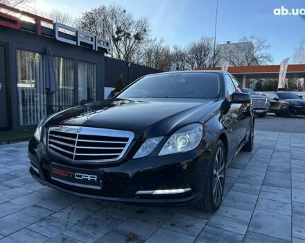 Мерседес Е-Класс, объемом двигателя 2.1 л и пробегом 298 тыс. км за 11900 $, фото 3 на Automoto.ua