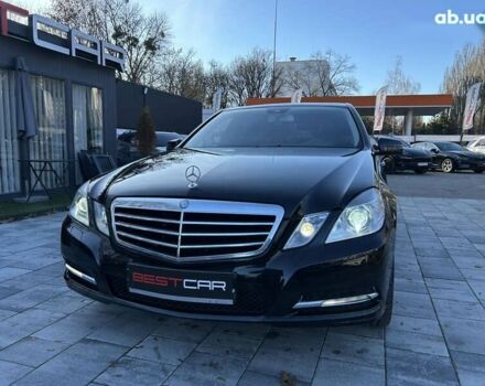 Мерседес Е-Класс, объемом двигателя 2.1 л и пробегом 298 тыс. км за 11900 $, фото 4 на Automoto.ua