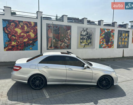 Мерседес Е-Клас, об'ємом двигуна 3 л та пробігом 260 тис. км за 14900 $, фото 3 на Automoto.ua