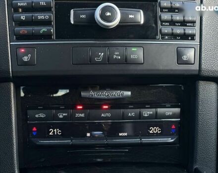 Мерседес Е-Класс, объемом двигателя 2.1 л и пробегом 293 тыс. км за 11500 $, фото 27 на Automoto.ua