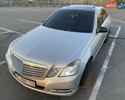 Мерседес Е-Класс, объемом двигателя 2.14 л и пробегом 319 тыс. км за 13500 $, фото 4 на Automoto.ua