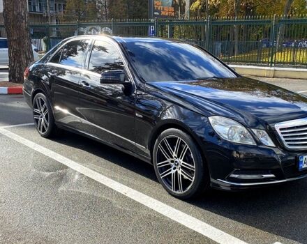Мерседес Е-Клас, об'ємом двигуна 2.2 л та пробігом 258 тис. км за 12500 $, фото 4 на Automoto.ua