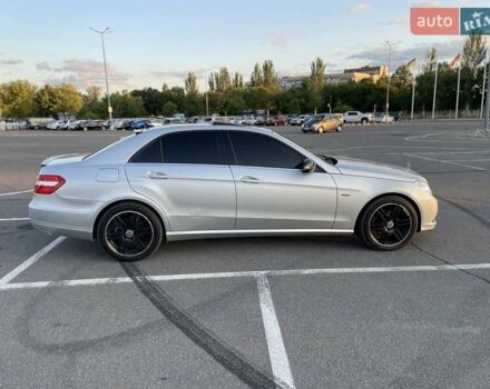 Мерседес Е-Класс, объемом двигателя 2.14 л и пробегом 319 тыс. км за 13500 $, фото 1 на Automoto.ua