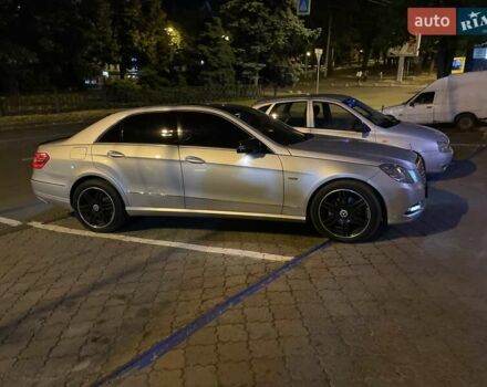 Мерседес Е-Класс, объемом двигателя 2.14 л и пробегом 319 тыс. км за 13500 $, фото 28 на Automoto.ua