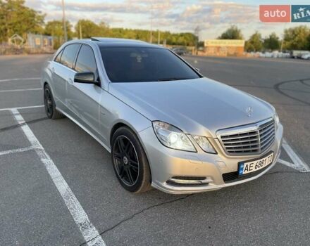 Мерседес Е-Класс, объемом двигателя 2.14 л и пробегом 319 тыс. км за 13500 $, фото 2 на Automoto.ua