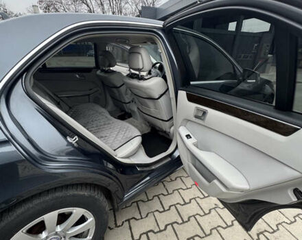 Мерседес Е-Класс, объемом двигателя 2.1 л и пробегом 134 тыс. км за 12800 $, фото 8 на Automoto.ua