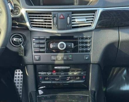 Мерседес Е-Класс, объемом двигателя 2.1 л и пробегом 283 тыс. км за 13950 $, фото 11 на Automoto.ua