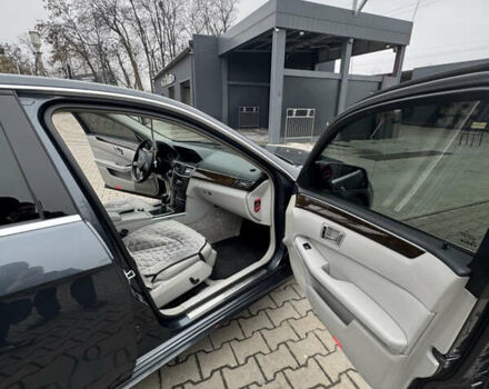 Мерседес Е-Класс, объемом двигателя 2.1 л и пробегом 134 тыс. км за 12800 $, фото 9 на Automoto.ua