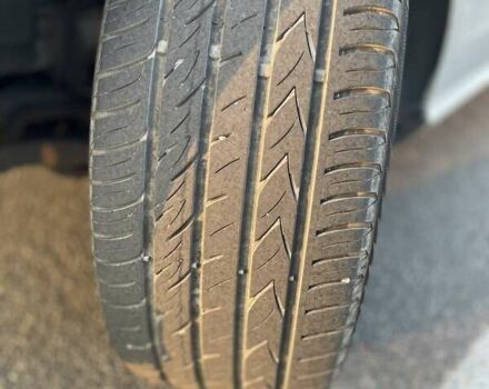 Мерседес Е-Класс, объемом двигателя 2.14 л и пробегом 319 тыс. км за 13500 $, фото 25 на Automoto.ua