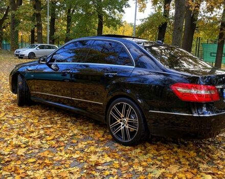 Мерседес Е-Клас, об'ємом двигуна 2.2 л та пробігом 258 тис. км за 12500 $, фото 3 на Automoto.ua