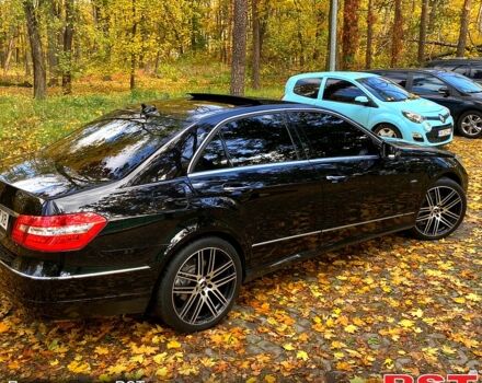 Мерседес Е-Клас, об'ємом двигуна 2.2 л та пробігом 258 тис. км за 12500 $, фото 2 на Automoto.ua