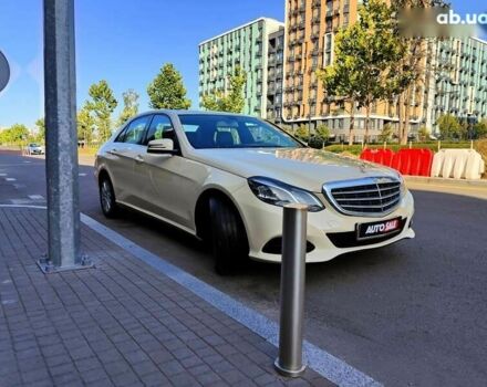 Мерседес Е-Класс, объемом двигателя 2.2 л и пробегом 450 тыс. км за 9990 $, фото 26 на Automoto.ua